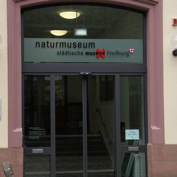 Eingang zum Naturmuseum 