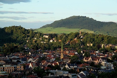 Blick ber Lorettoberg zum Schnberg